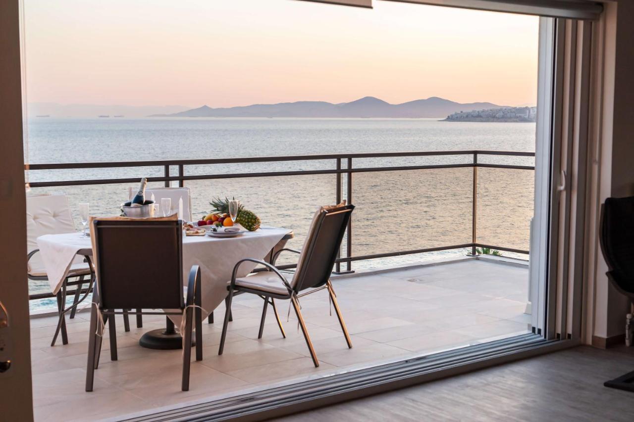 Blue Dreams - Spectacular Sea View Apartment In Афины Экстерьер фото